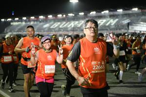 BIB: 2480, 22665, 25000
                            <button type="button" onclick="openModal(10891095)" class="btn btn-primary btn-sm float-right btn-popup" data-toggle="modal" data-target=".modal-high-quality">
                        <i class="fas fa-shopping-cart"></i> Add to Cart
                    </button>
                                            <button type="button" onclick="isThisMe(10891095, true)" class="btn btn-success btn-sm float-right btn-popup btn-isme hidden" data-toggle="tooltip" data-placement="bottom" title="นี่คือรูปของคุณใช่ไหม คลิกที่นี่เพื่อเอาเข้าอัลบั้ม">
                        <i class="fas fa-plus"></i> Add to album
                    </button>
                    <button type="button" onclick="isThisMe(10891095, false)" class="btn btn-warning btn-sm float-right btn-popup btn-isnotme hidden">
                        <i class="fas fa-ban"></i> Remove from album
                    </button>